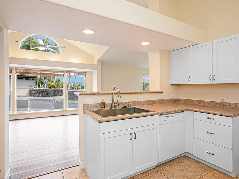 75-297 Malulani Dr — Photo 11