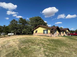 2017 E Hansen Trail Rd, North Platte, NE 69101