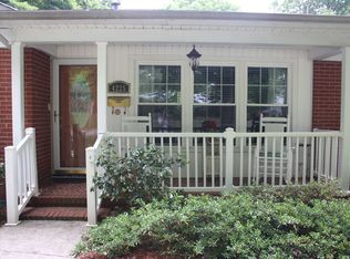 4225 Castlewood Rd, Charlotte, NC 28209