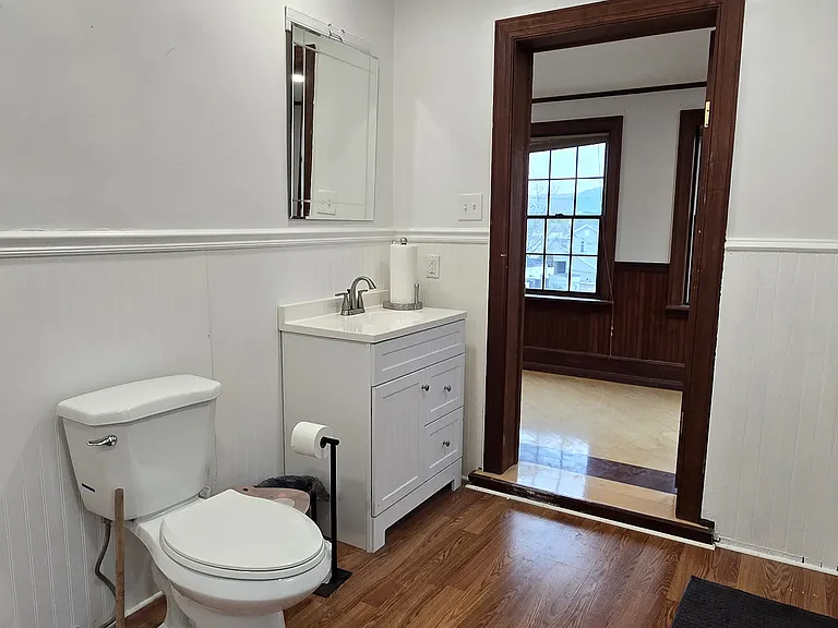4 W 5th St #2 — Photo 36