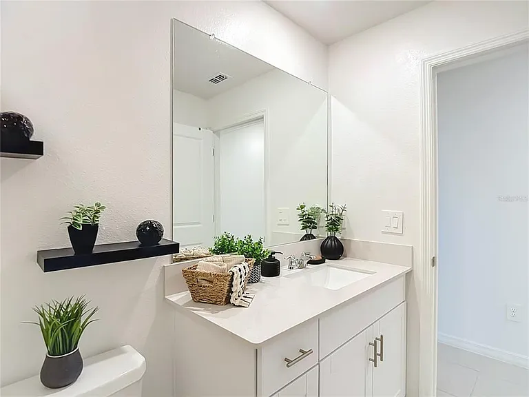 11938 Brae Way — Photo 43