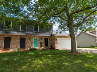 335 Fairhaven Dr, Winthrop Harbor, IL 60096