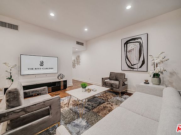 4th image of 900 W Olympic Blvd Unit 27A