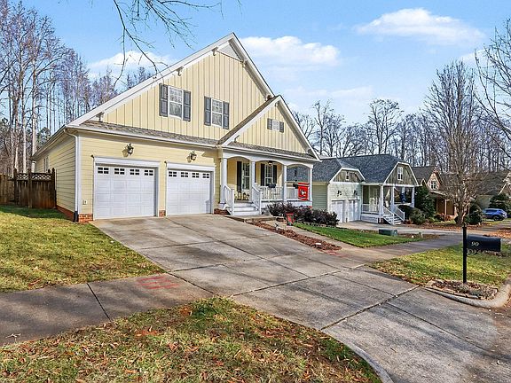 3rd image of 90 Cobble Ridge Dr