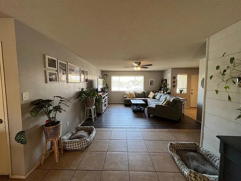 7132 E 24th Ln — Photo 9