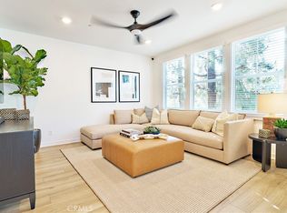 9829 La Serna Dr #8, Whittier, CA 90605