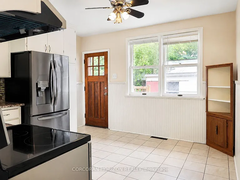 20407B Leslie St #MAIN — Photo 12