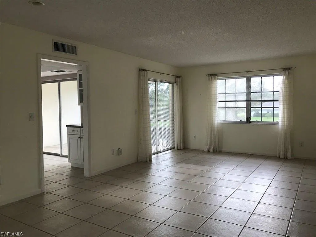 2 bed, 2.0 bath, 1141 sqft, $1,950 — Photo 3
