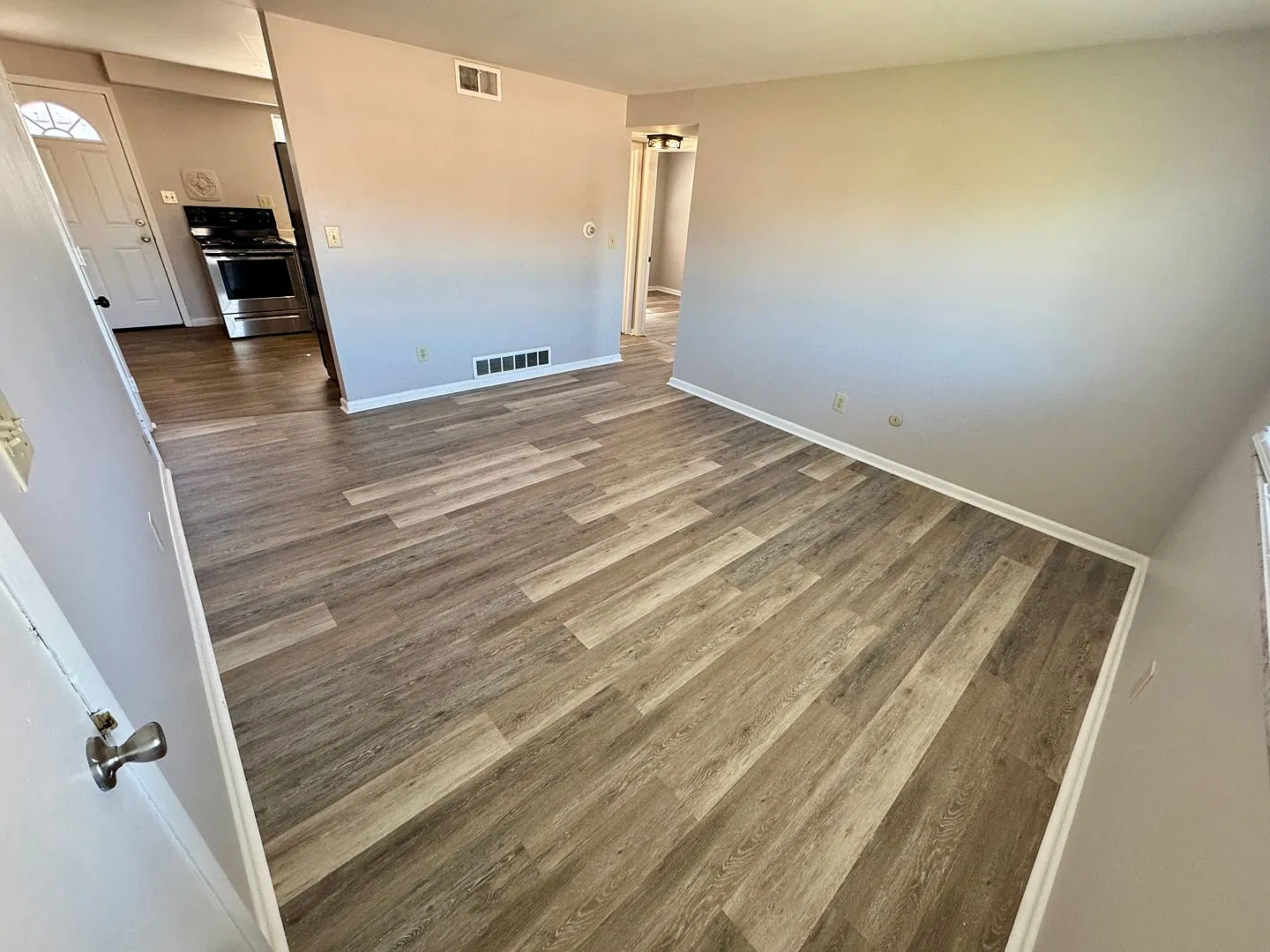 4944-4958 Arbor Village Drive — Photo 2