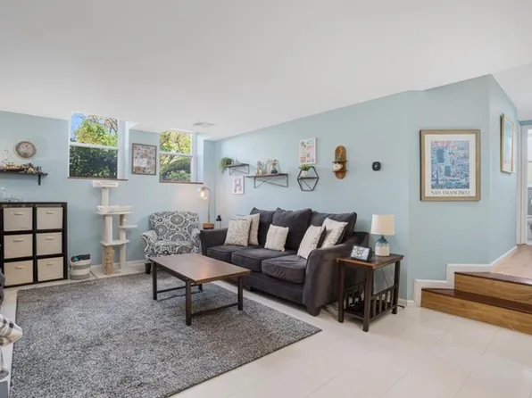 (undisclosed Address), Cranston, RI 02920