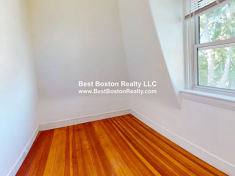 87 Boston St #2 — Photo 11