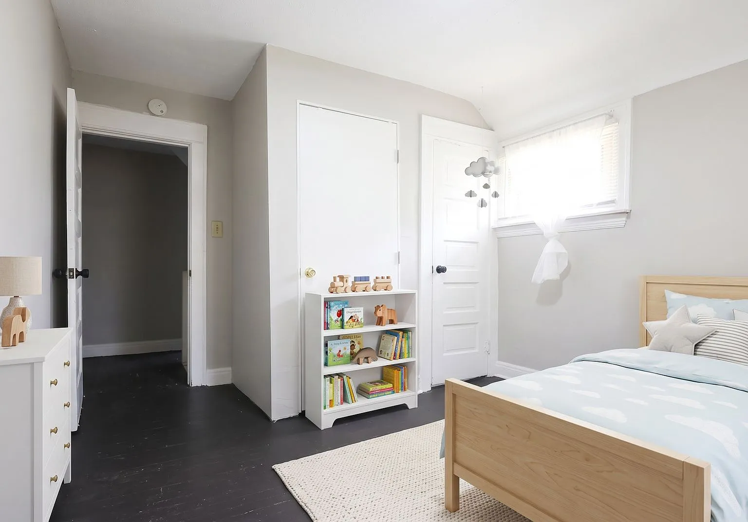 Section 8 and Eden Welcomed in this 3 bedroom 1 bath home! — Photo 2