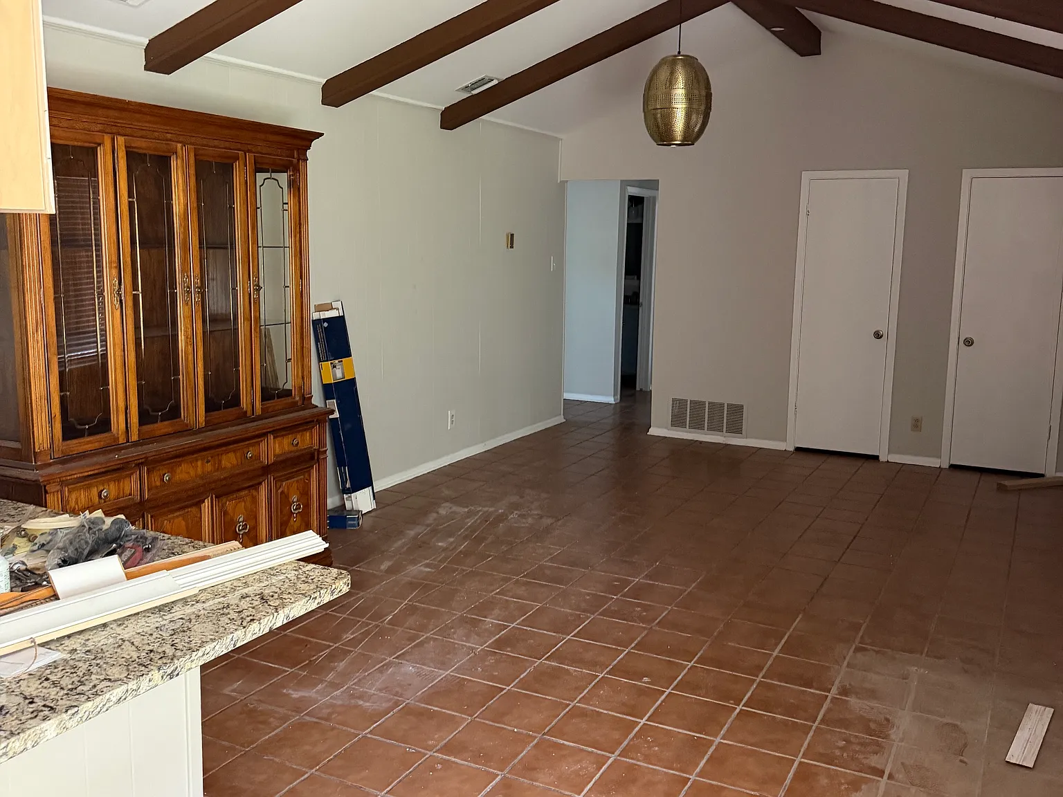 3 bed, 1184 sqft, $1,700 — Photo 4