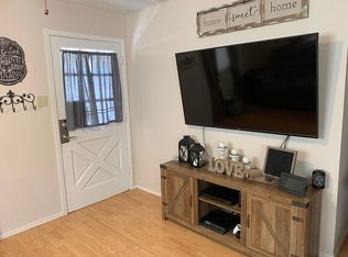 12 Thunderbird Dr, Palacios, TX 77465