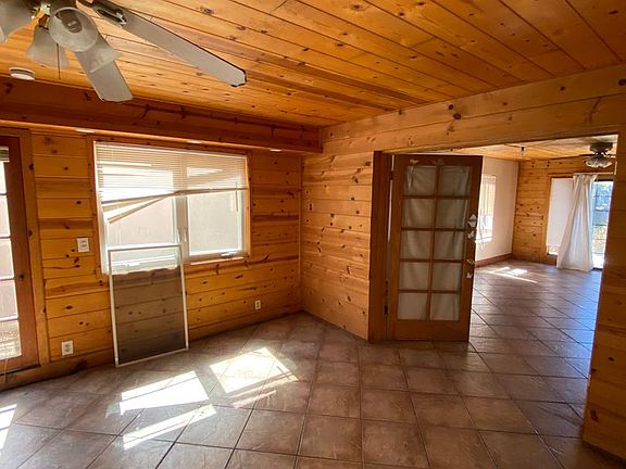 5th image of 6583 Del Playa Dr