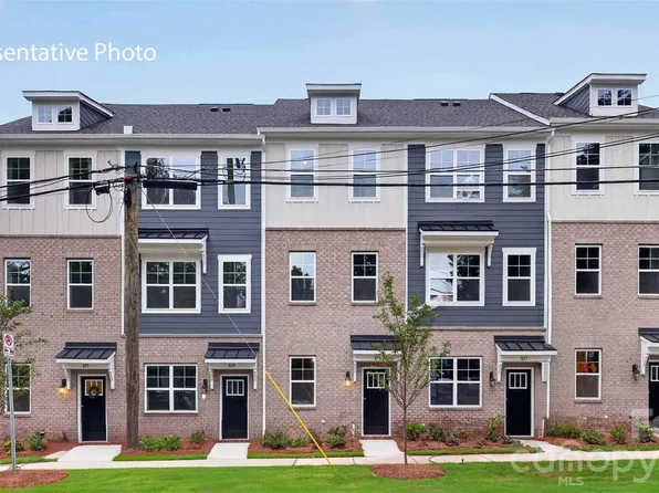 513 Annagh Dr, Charlotte, NC 28217