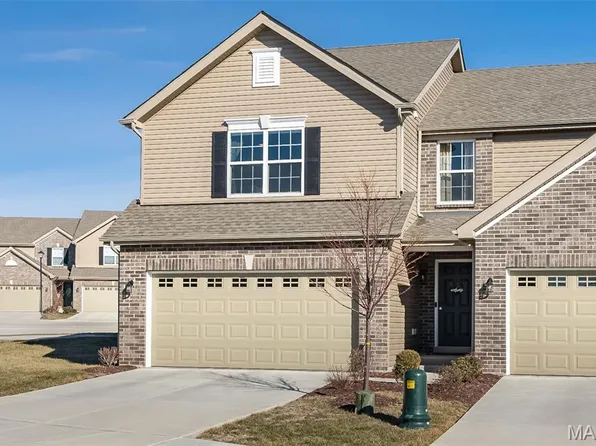 111 Deer Grove Ct, Saint Peters, MO 63376