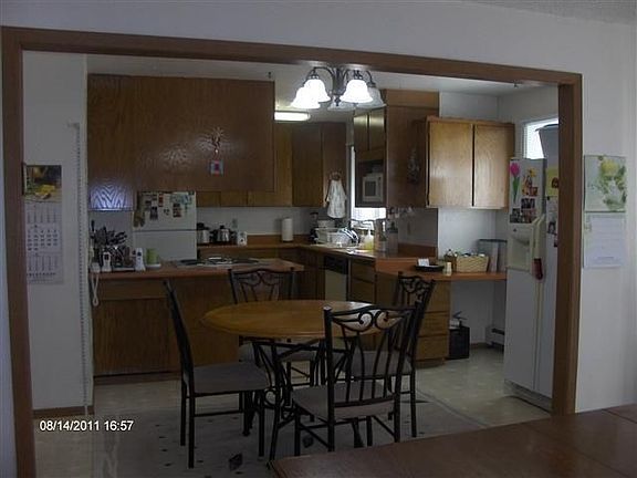 2nd image of 333 Dunbar Ave