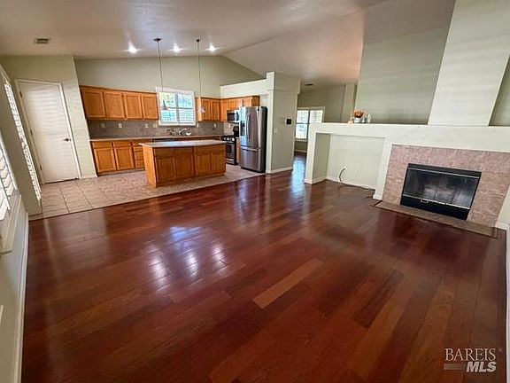 4th image of 5366 Chenin Blanc Place