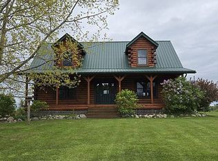 5323 Eaton Rd, Gladwin, MI 48624