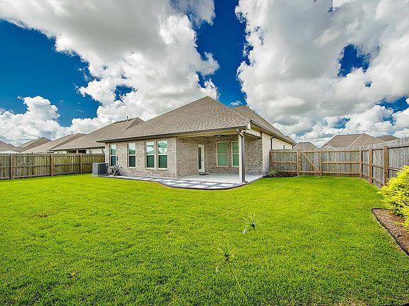 3rd image of 217 Peacock Pointe