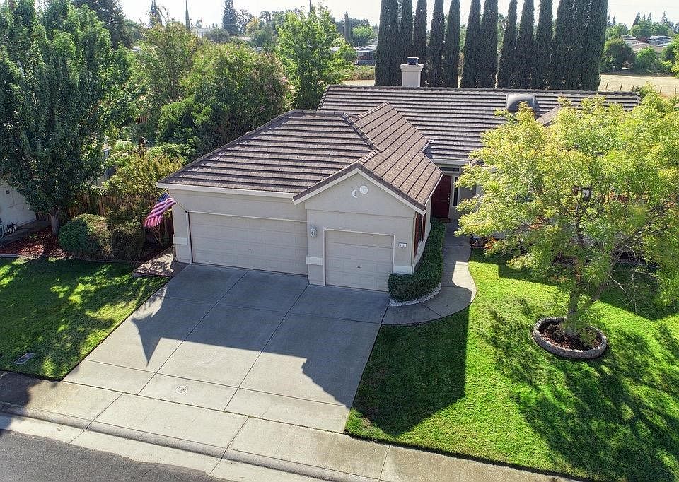 1st image of 1156 Hawthorne Loop
