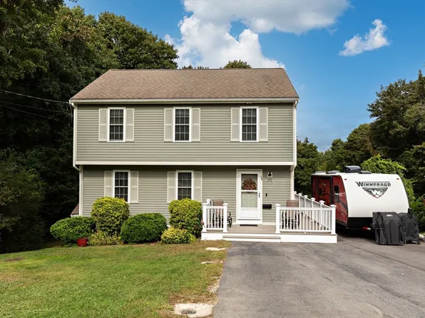 14 Prince St, Plymouth, MA 02360