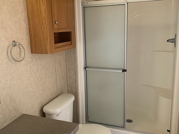4th image of 400 26th St #84