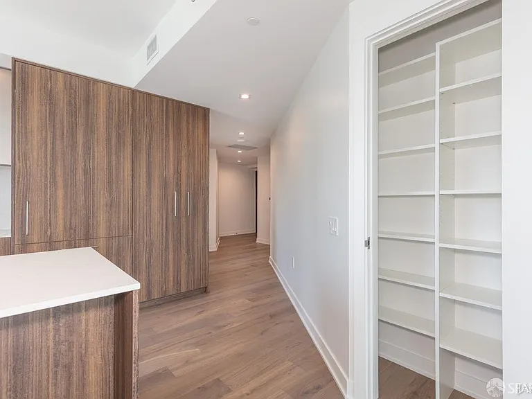 280 Spear St #14C — Photo 8