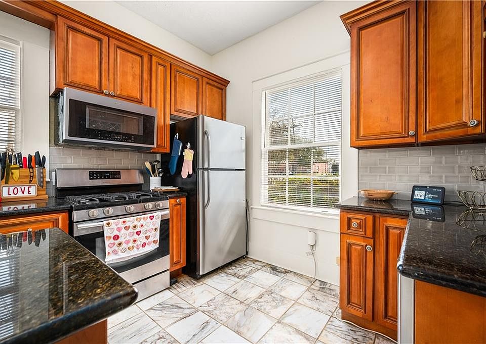 16th image of this home