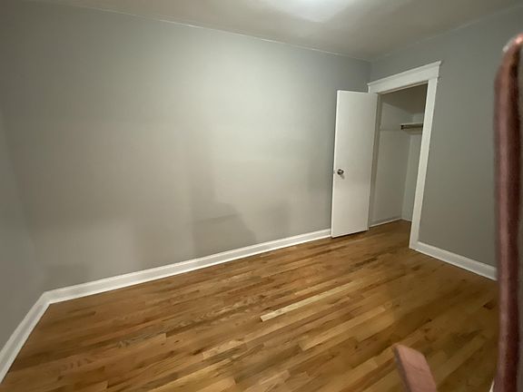 4th image of 2426 N Maplewood Ave