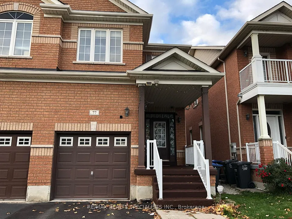77 Calm Waters Cres