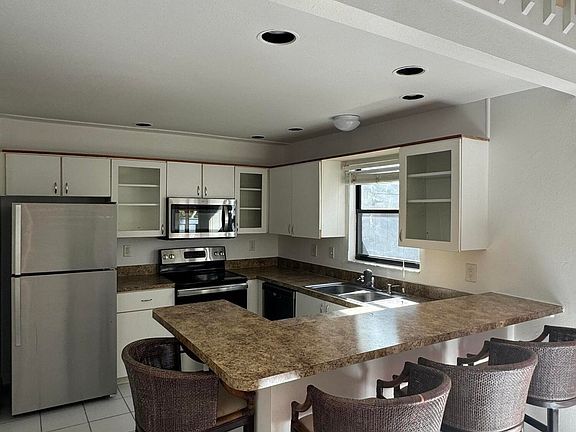 4th image of 429 N Cypress Drive #C