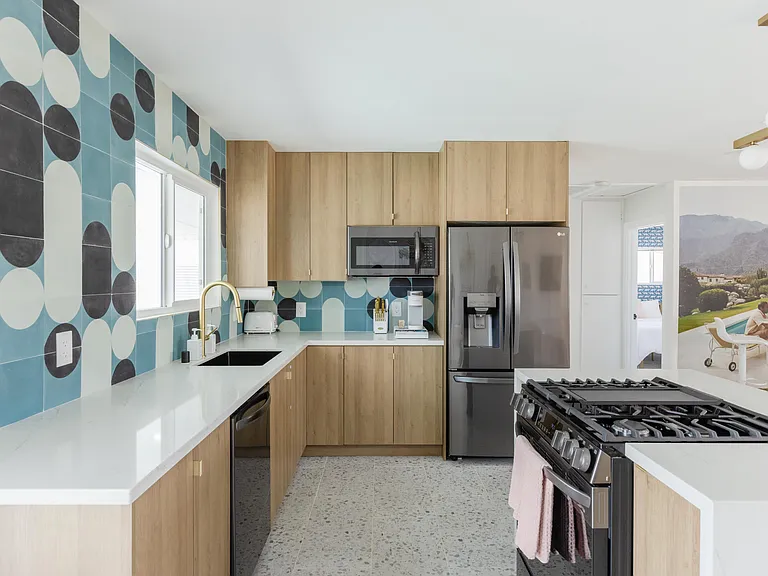 390 W Palm Vista Dr — Photo 20