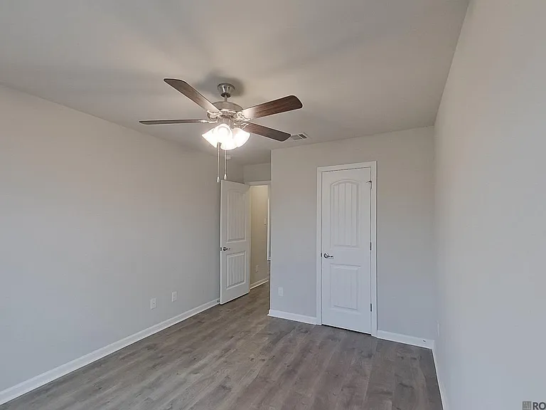 108 Santiago Ct — Photo 13