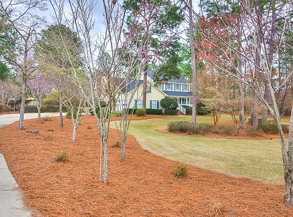 3rd image of 2362 Falcon Hill Dr