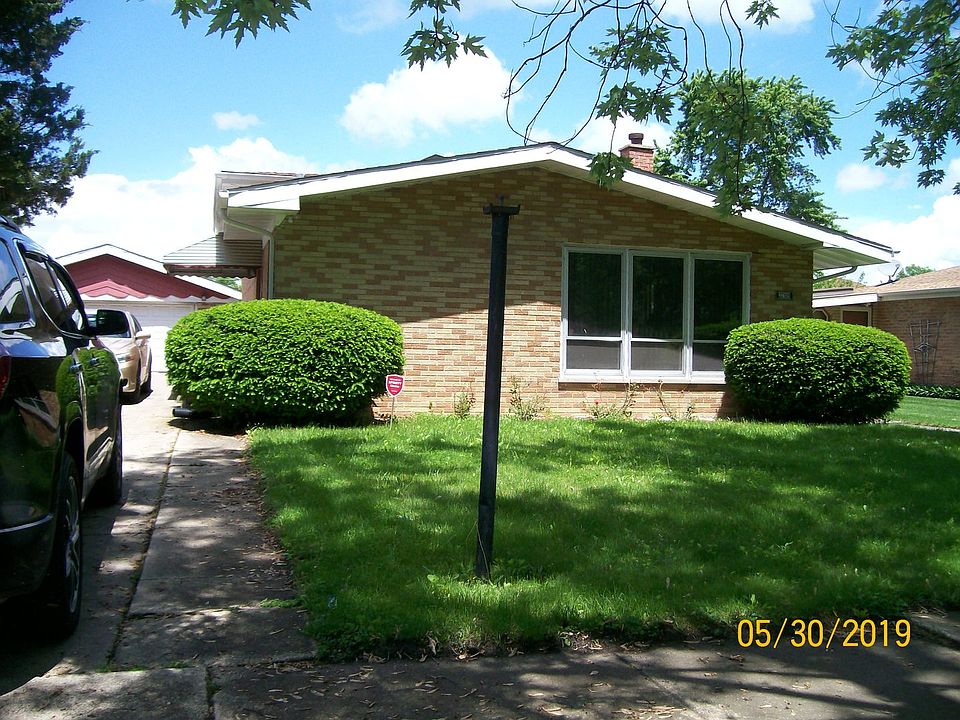 1st image of 2209 Tamarack Dr