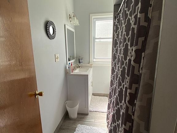 5th image of 55 Melrose Ave #1