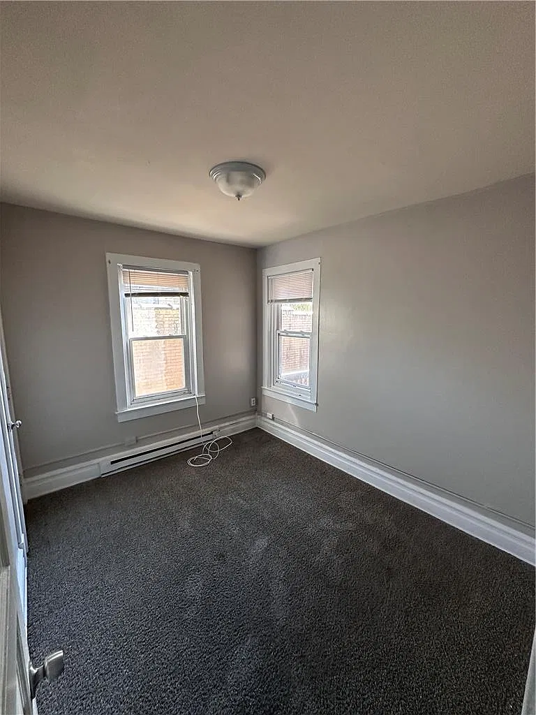 713 W Gordon St — Photo 4