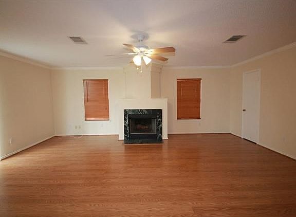 2nd image of 1107 Collinwood West Dr