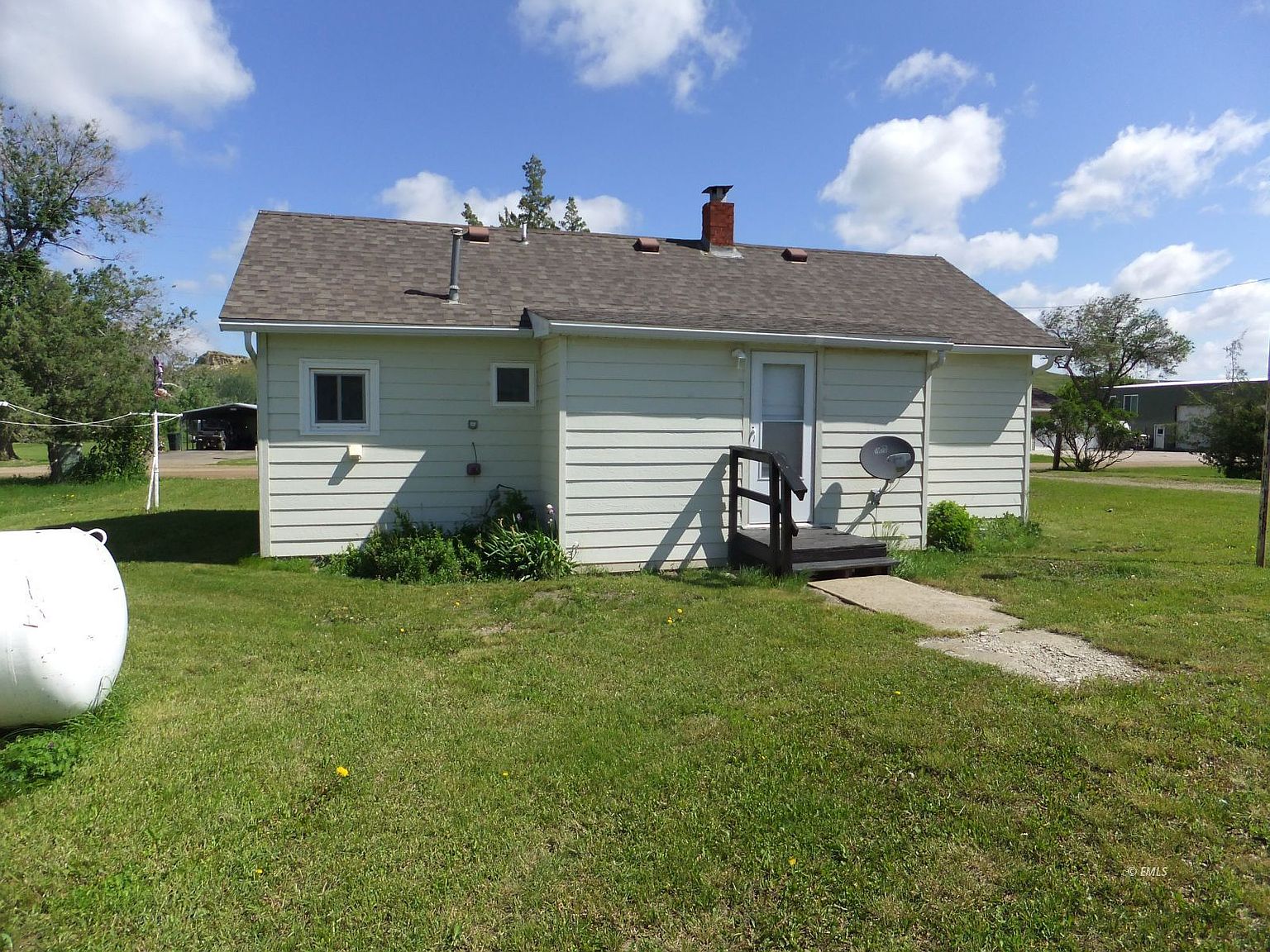 532 Speelmon St E, Ekalaka, MT 59324 Zillow