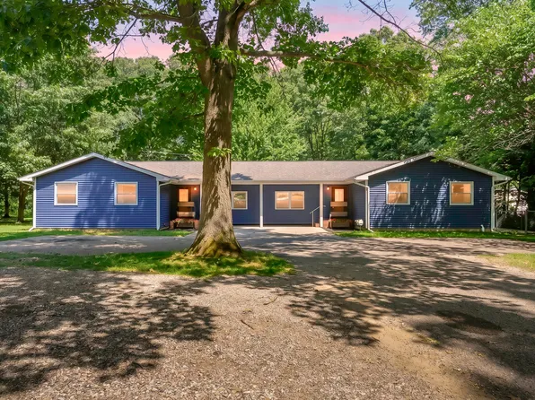 45888 County Road 653, Paw Paw, MI 49079