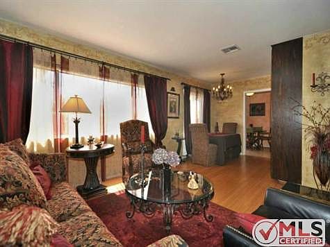 3rd image of 10905 Peach Grove St APT 2