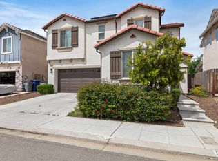 6082 E Homan Ave, Fresno, CA 93727