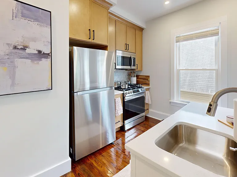 69 Edwards St — Photo 11