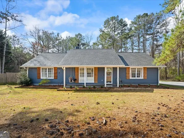 850 Coan Dr, Locust Grove, GA 30248