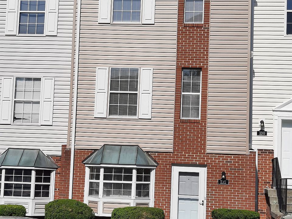 1st image of 102 Westminster Ln