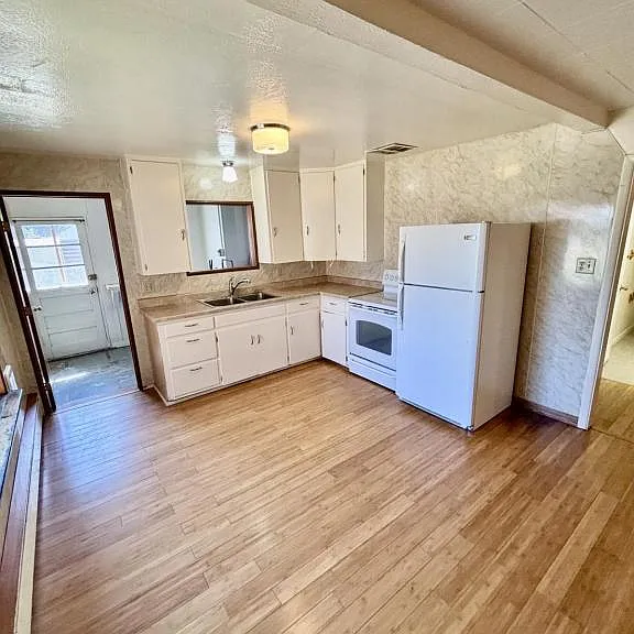 628 Washakie St — Photo 35