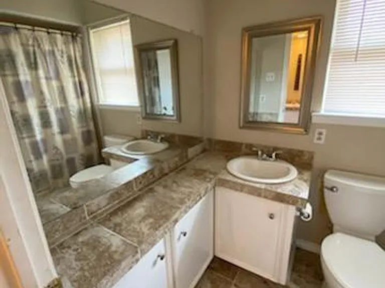7640 Dentcrest Dr — Photo 13