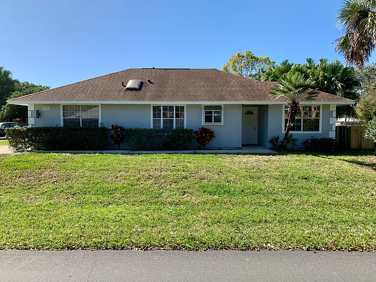 731 John Carroll Ln — Photo 19